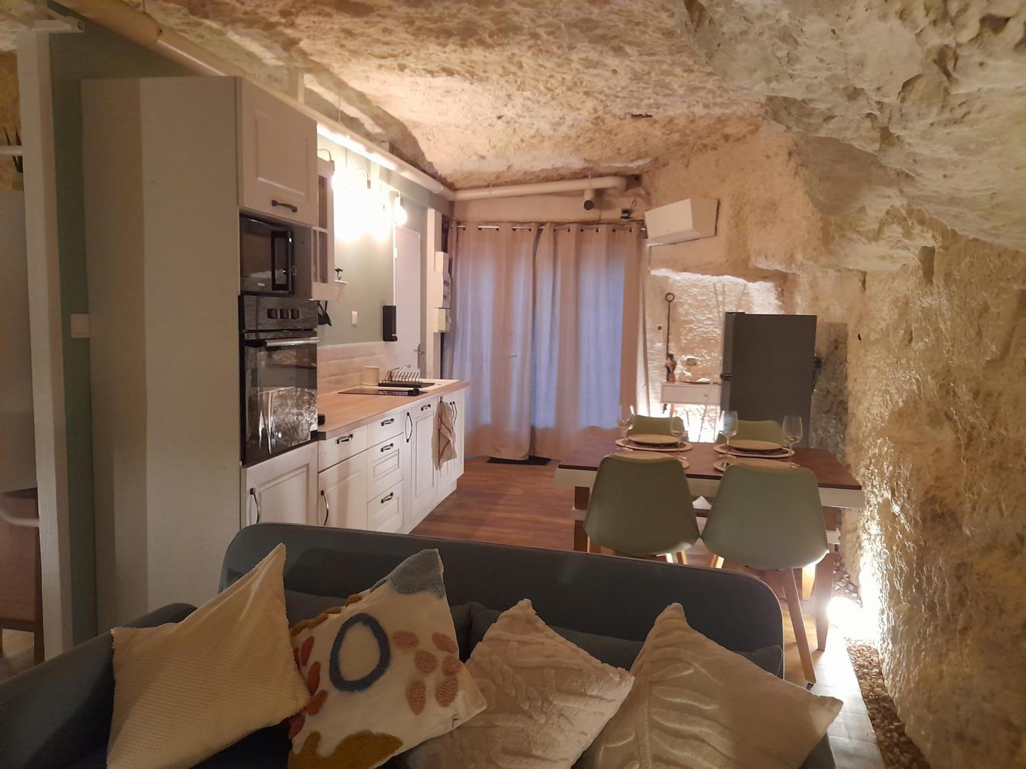 La Grotte Du Bonheur Daire Cangey Dış mekan fotoğraf